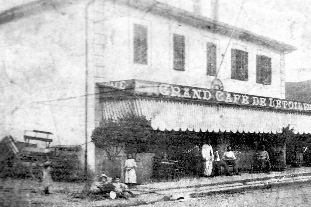 cafe-Lorenzo-1900.jpg