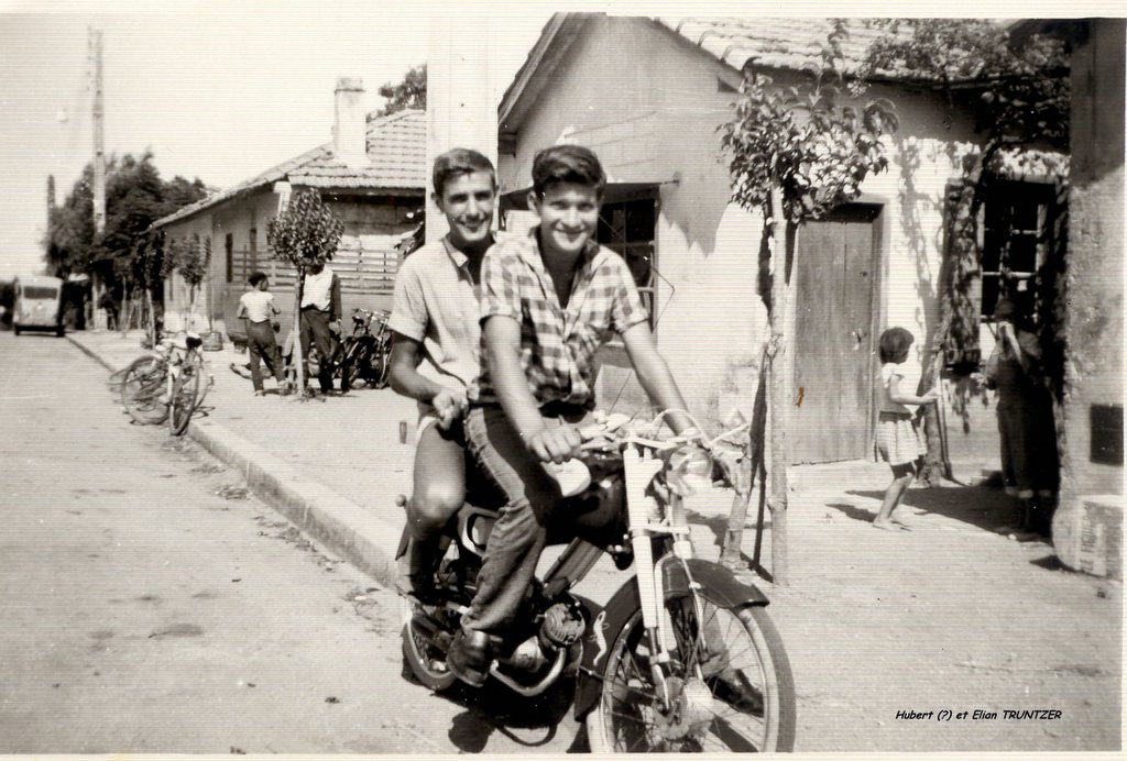 Amis10.jpg